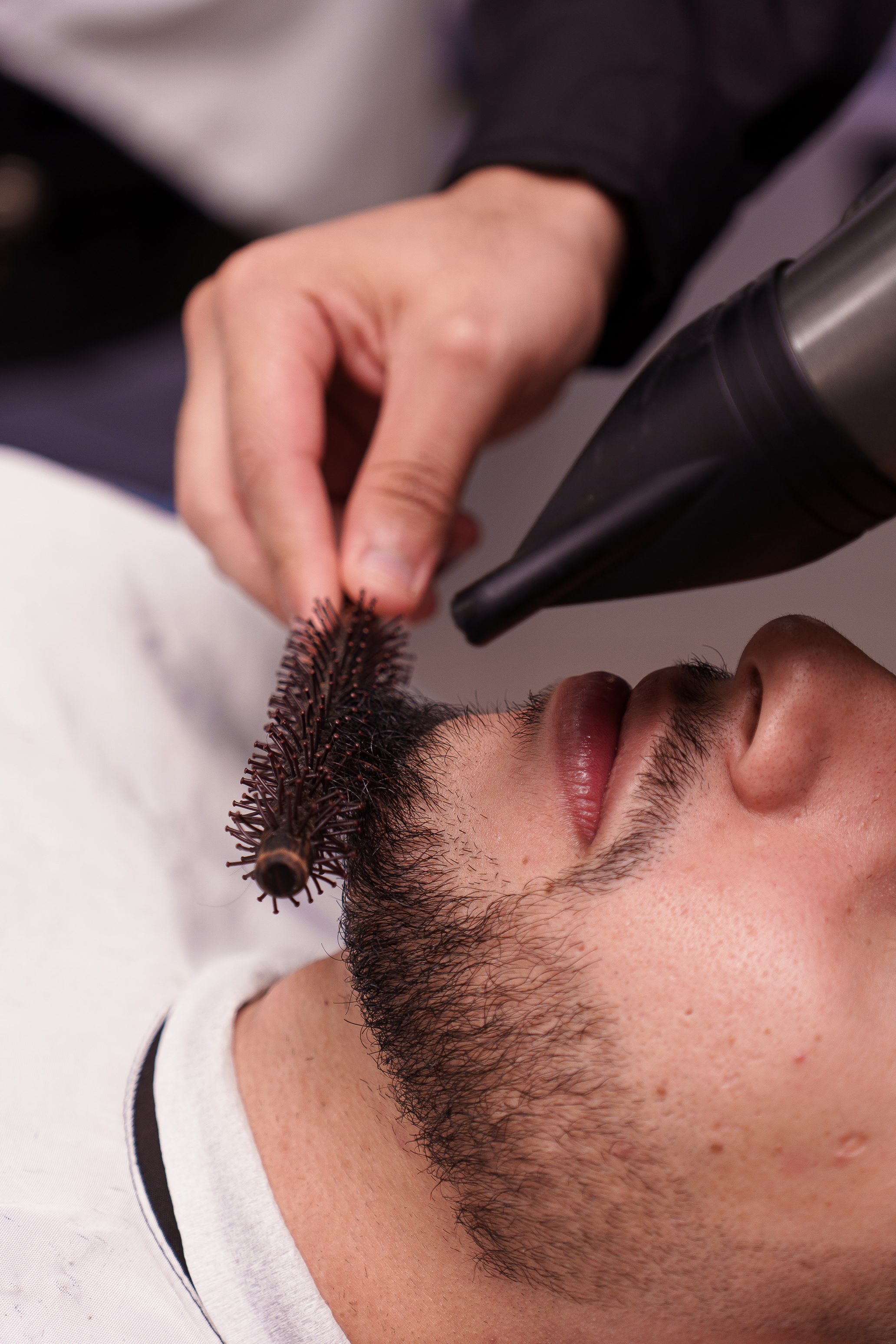 Cuidado com a barba na Erick Gomes Barbearia